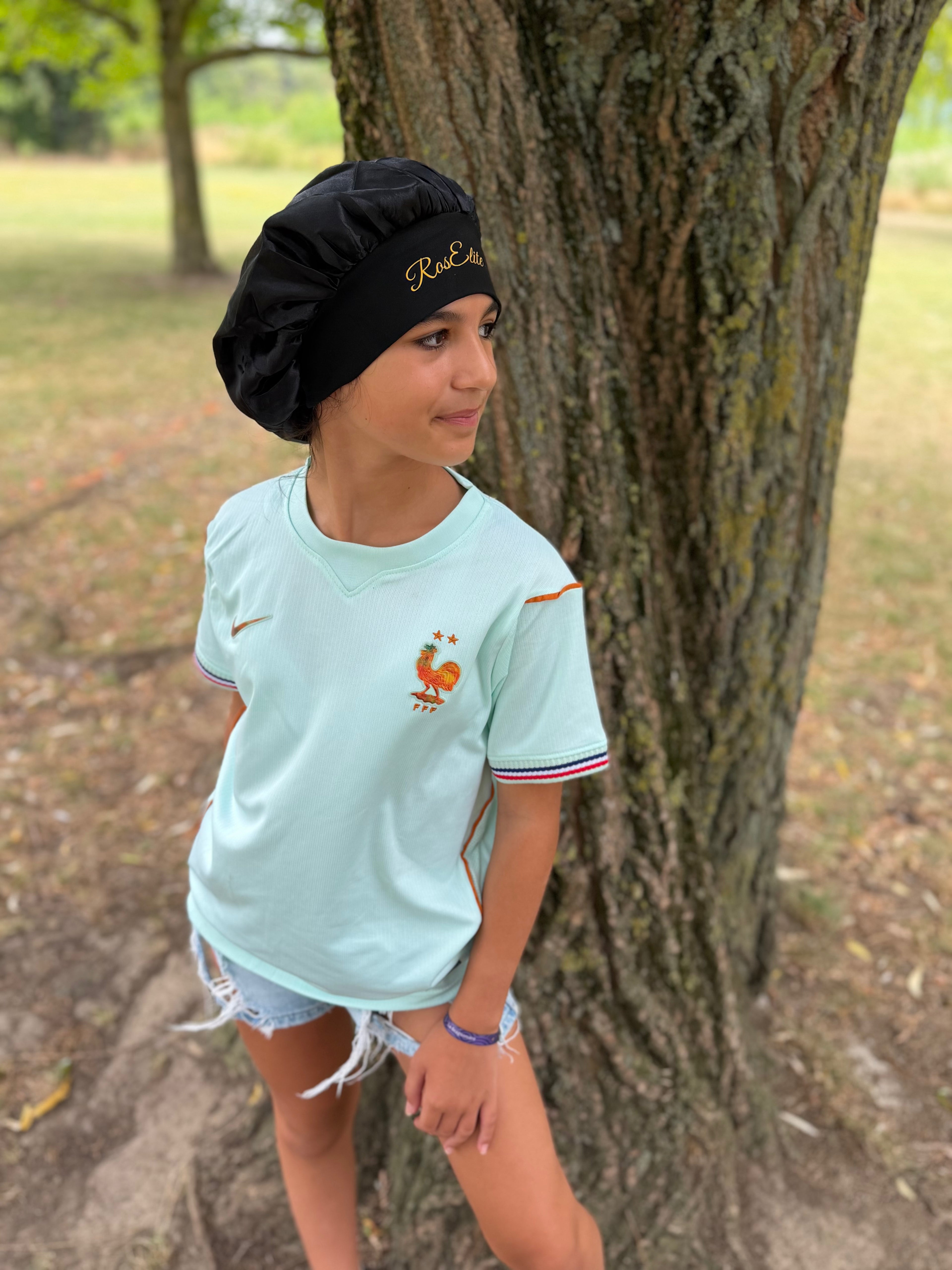 Bonnets en satin